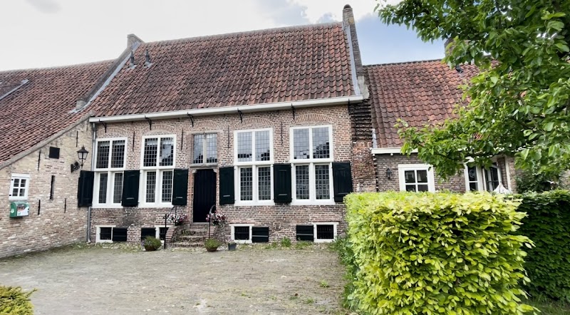 De Armen de Poth - foto 1