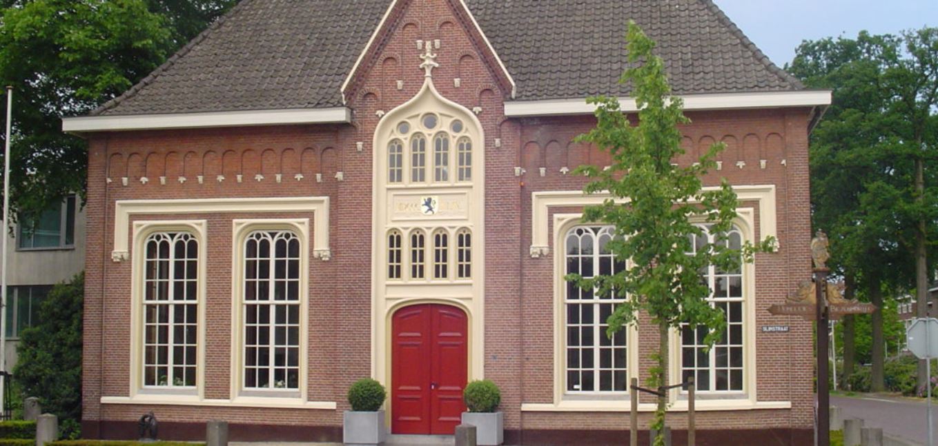 Het Raadhuis Udenhout