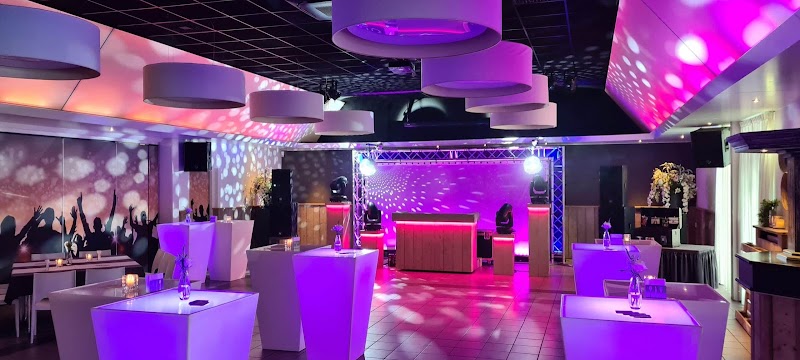 Café Feestzaal Boostenhof - foto 1