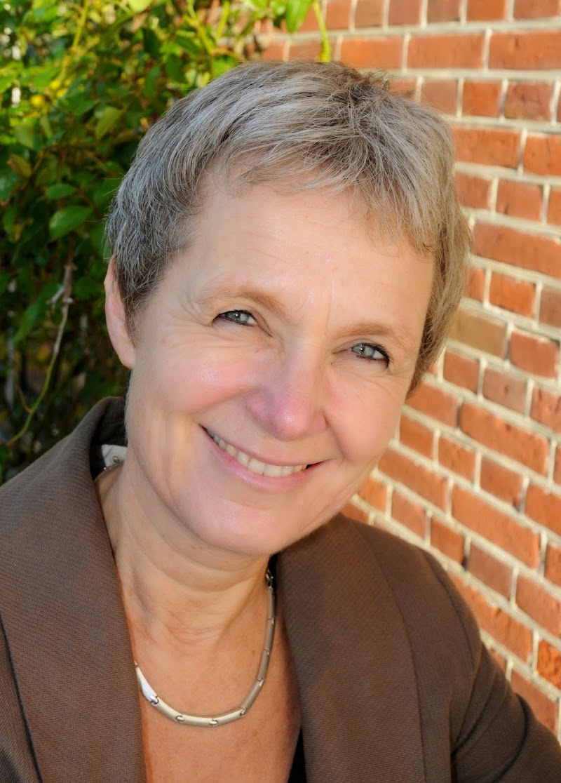 Verloskundige Carine Hazelzet — kraamzorgbureau in Haarlem