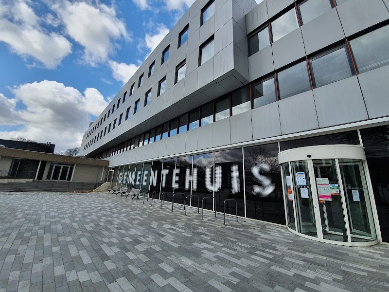 Gemeentehuis Emmen - foto 1